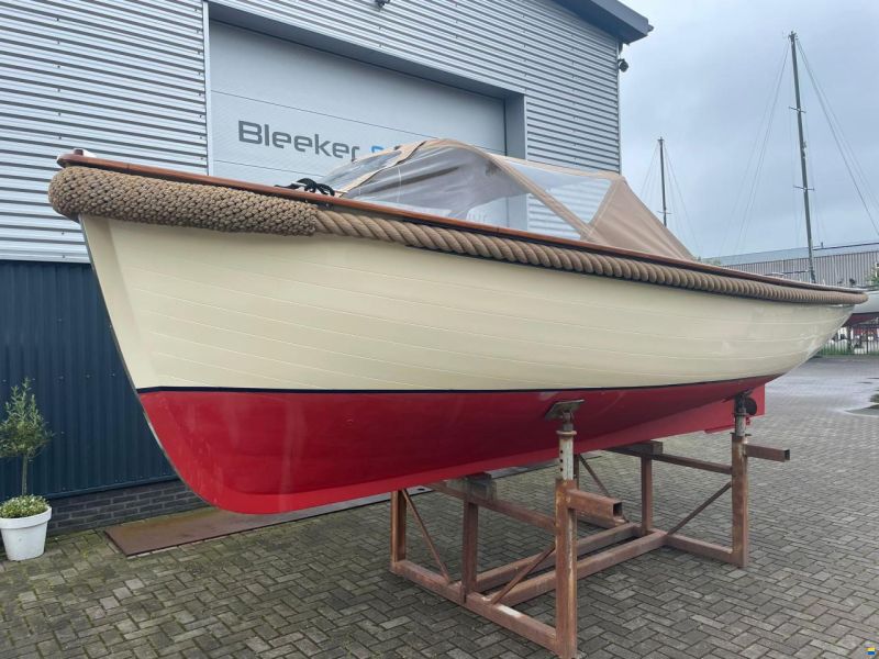 Sloep 720
