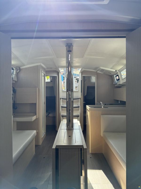 Beneteau Océanis 38.1