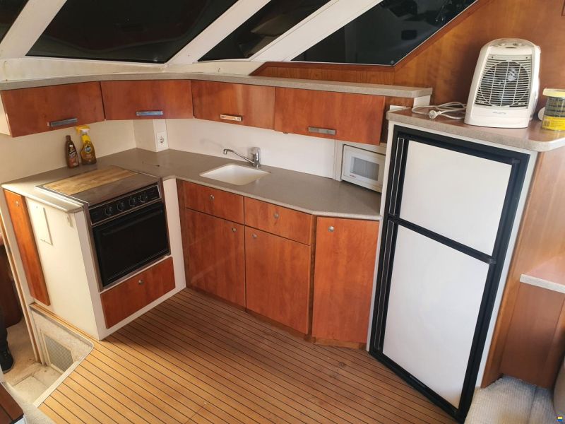 Silverton 44 Aft Cabin