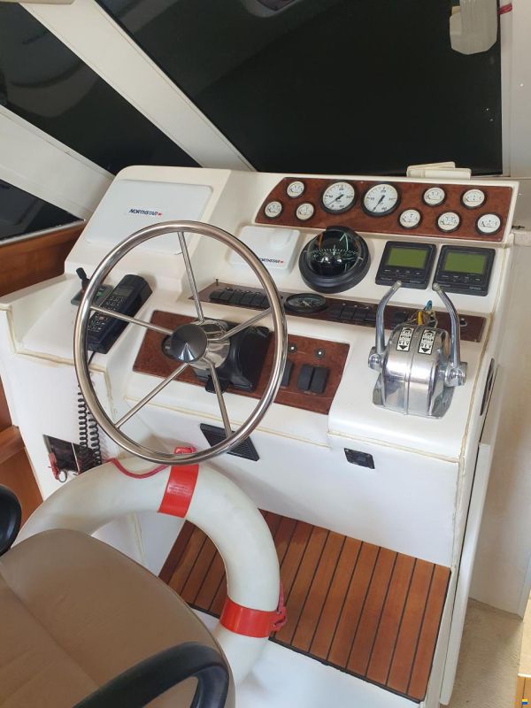 Silverton 44 Aft Cabin