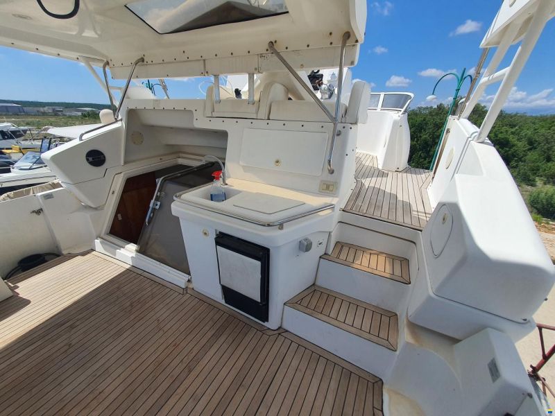 Silverton 44 Aft Cabin