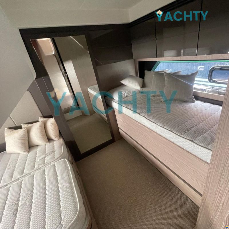 Azimut Atlantis 45
