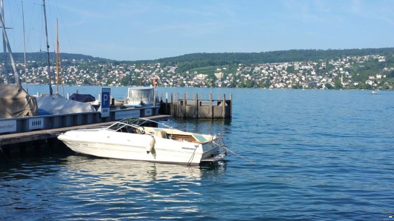 Sea Ray Seville 5.6
