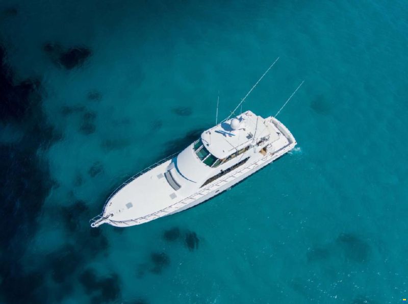 Hatteras 86'
