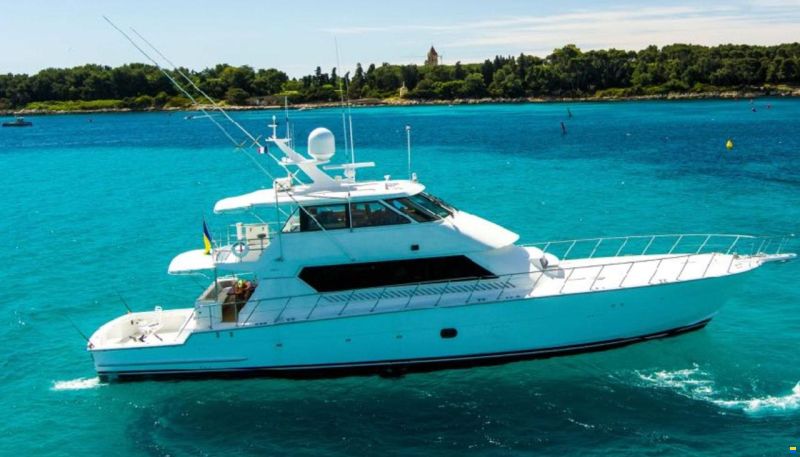 Hatteras 86'