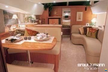 Silverton Marine 330 Sport Bridge
