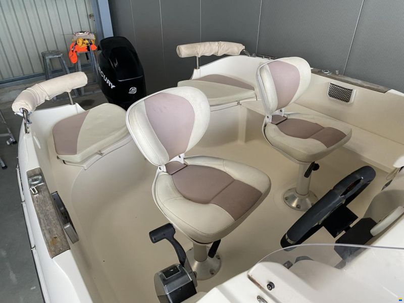 Quicksilver 470 Activ