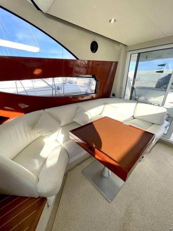Fairline phantom 46
