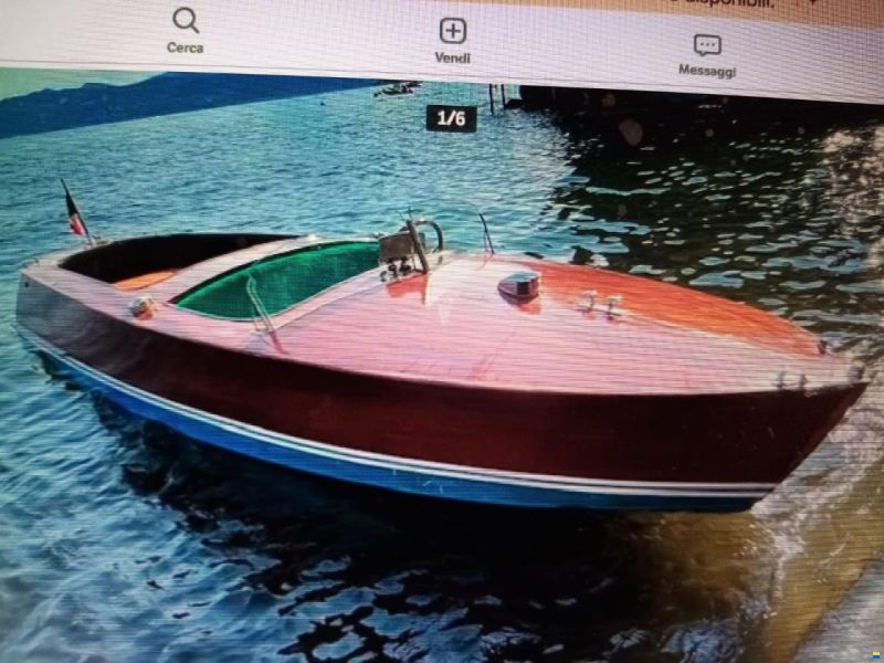 motoscafo in mogano entrobordo