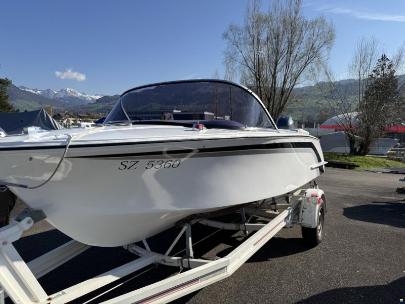 Tüscher Motorschiff