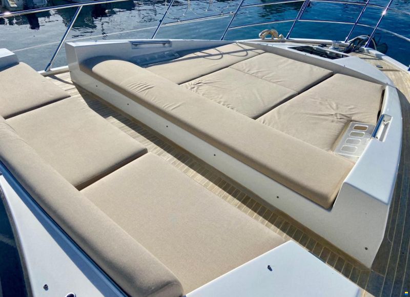 Azimut 55S