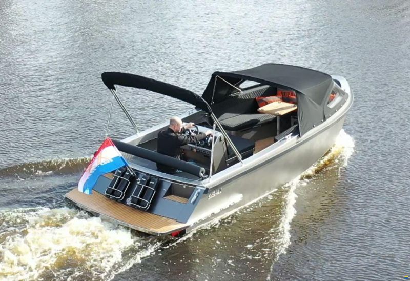 Alumax Bullit 660 Inboard (CE-keur)