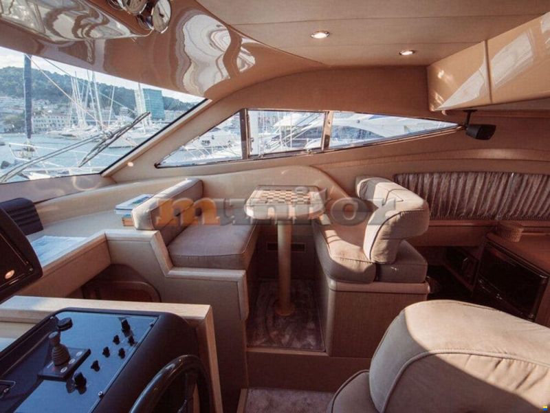 Ferretti 460 Fly