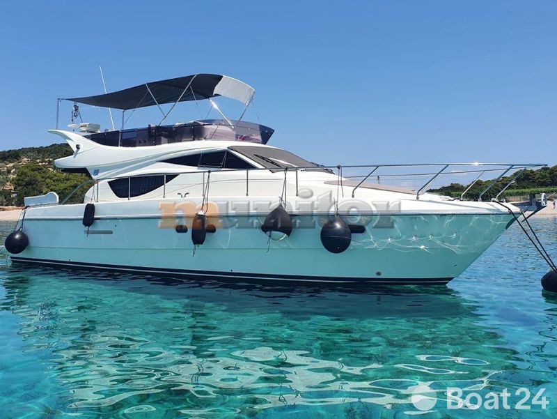 Ferretti 460 Fly