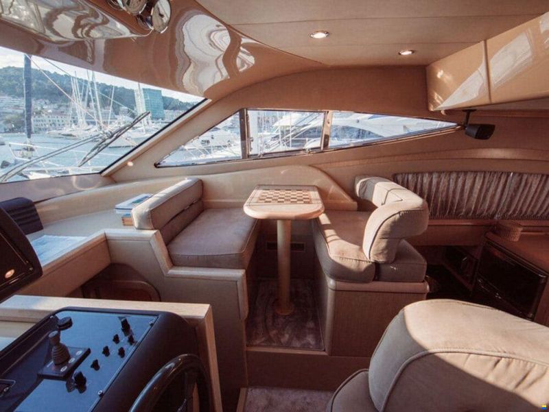 Ferretti 460 Fly