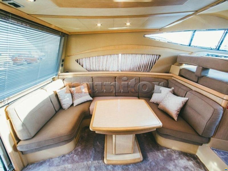 Ferretti 460 Fly