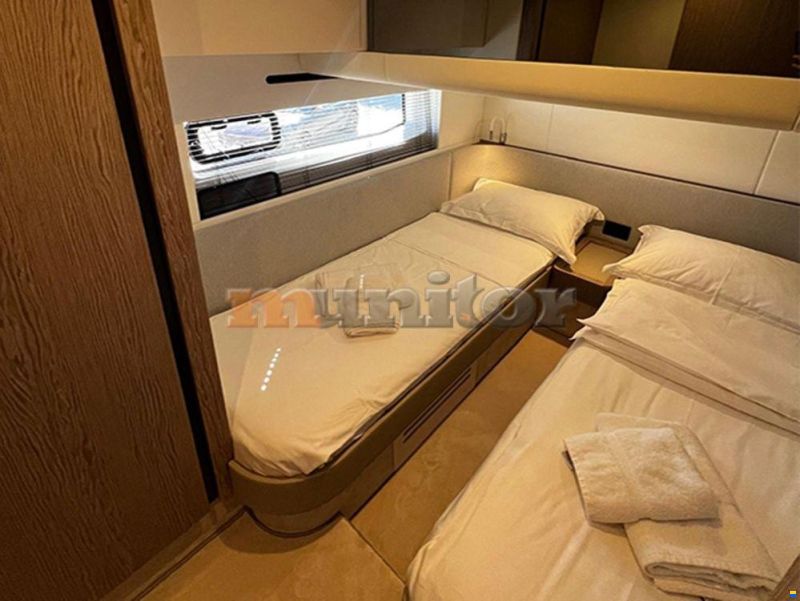 Azimut 53 Fly