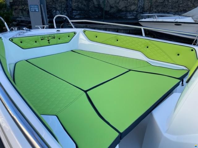 Trimarchi Nica 5.30 + Honda BF40E