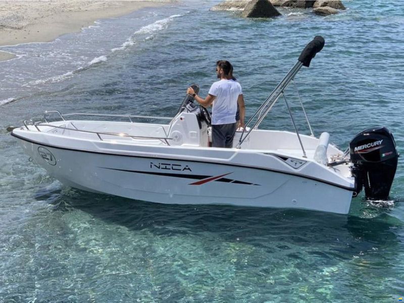 Trimarchi Nica 5.30 + Honda BF40E