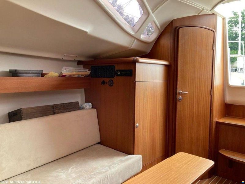 Delphia 28