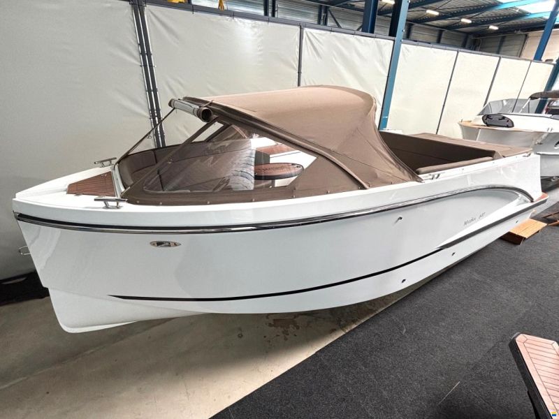 Maxima 640 Tender