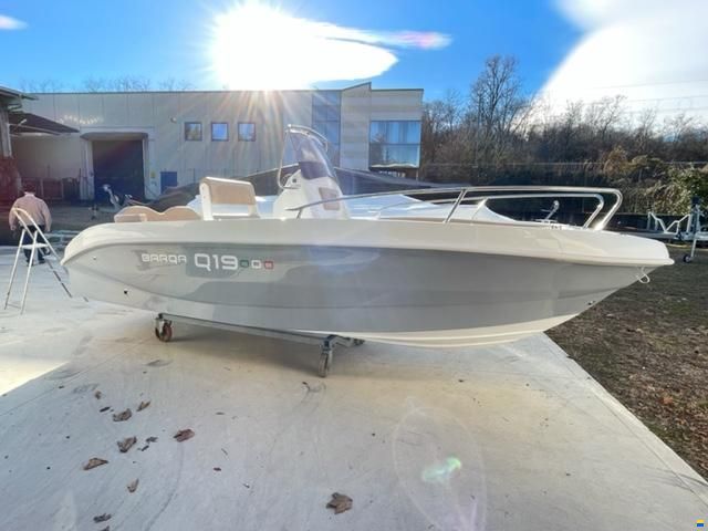 Barqa Q19 + Honda BF40E