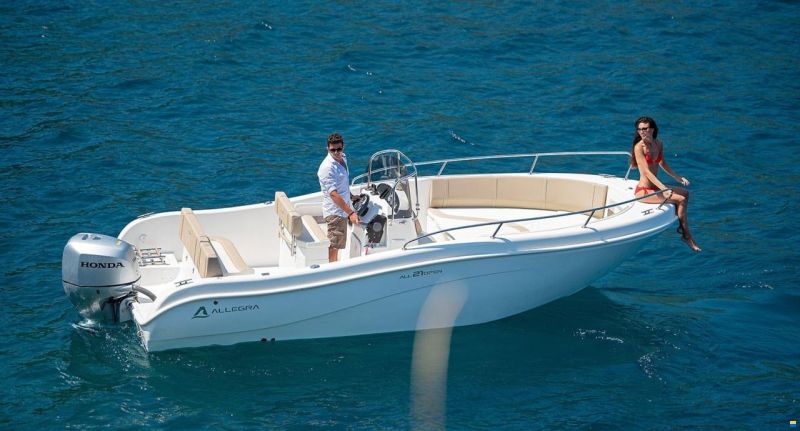 Allegra 21 open + motore Honda BF100