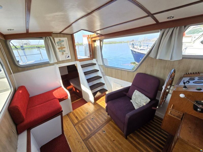 Ariadne 1050