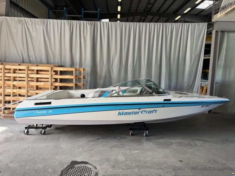 MasterCraft Maristar 210