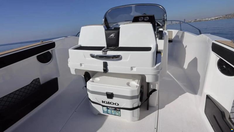 Karnic SL640 Walkaround