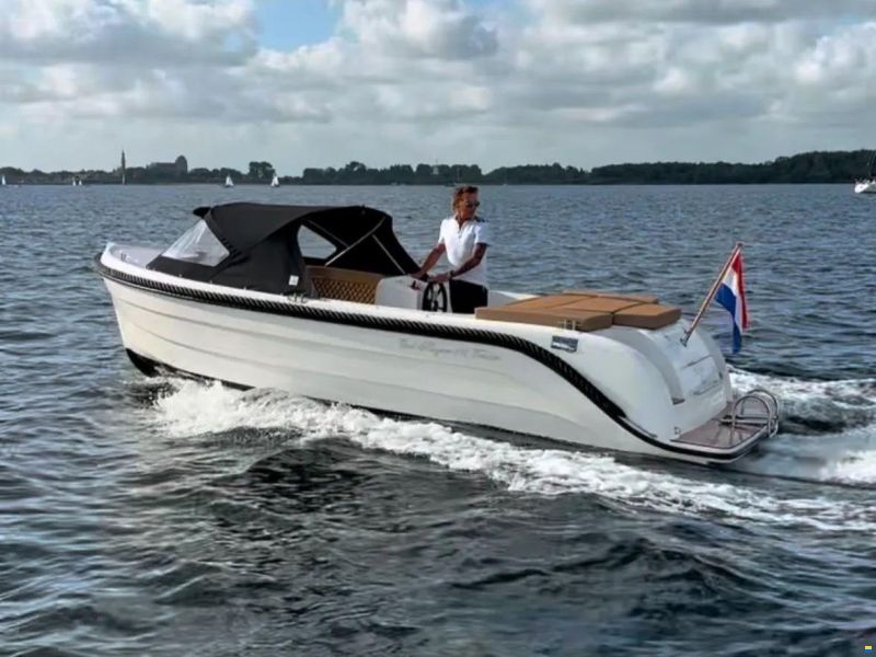 Oud-huijzer 616 Tender