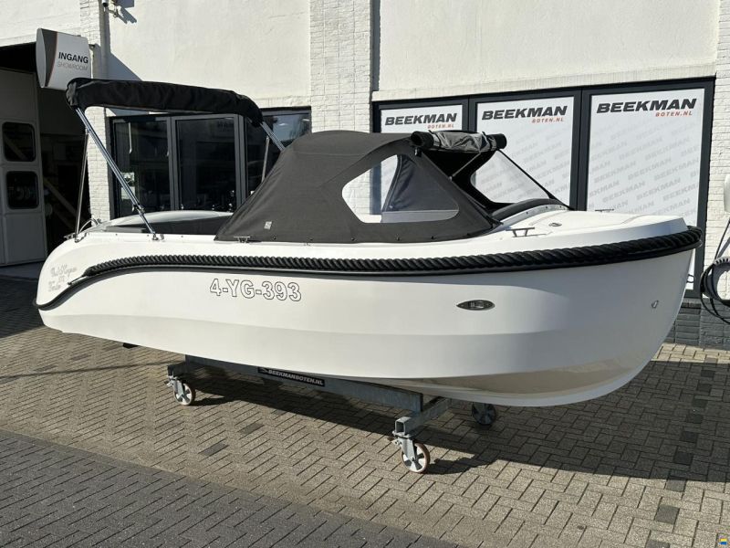 Oud-huijzer 578 Tender
