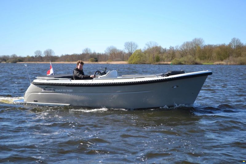 Primeur 615 Tender