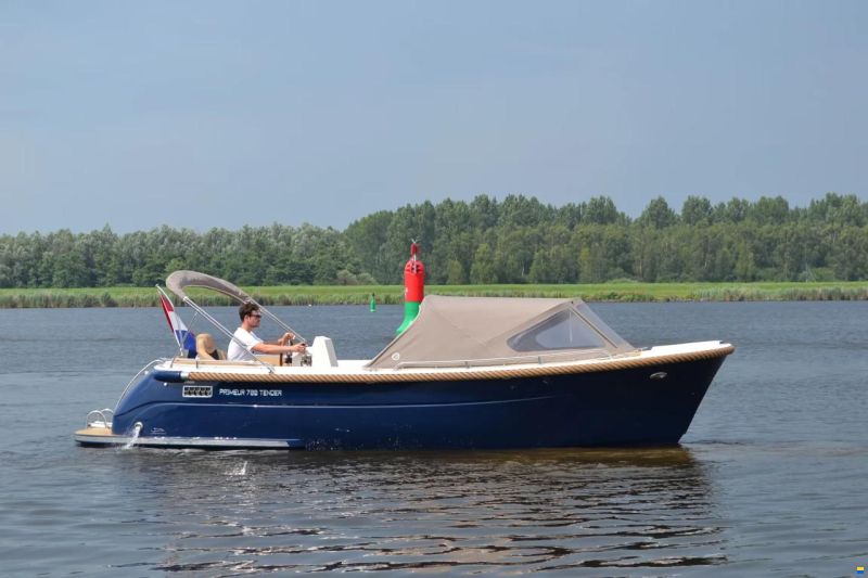 Primeur 700 Tender