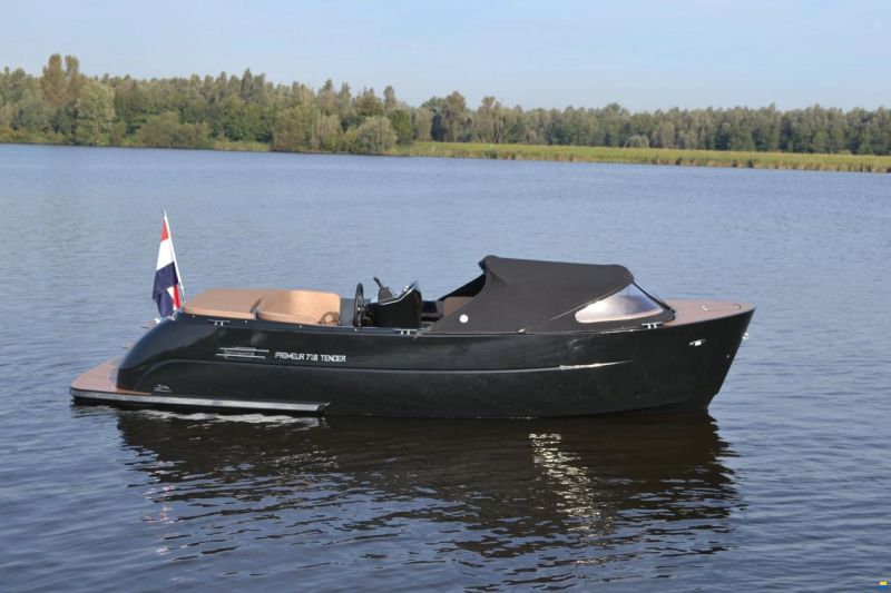 Primeur 710 Tender