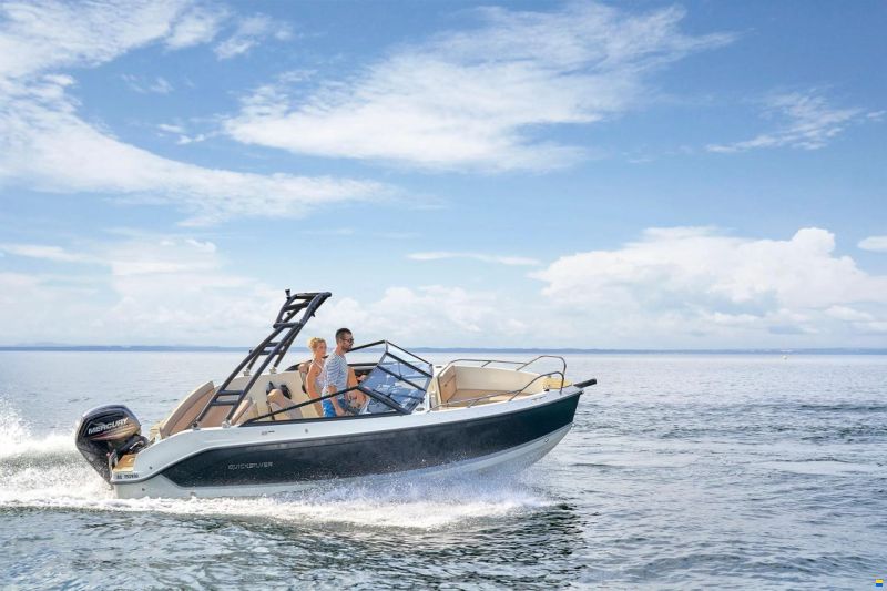 Quicksilver 605 Bowrider