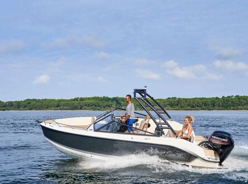 Quicksilver 605 Bowrider