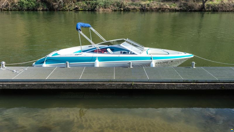 Bayliner Capri 2051