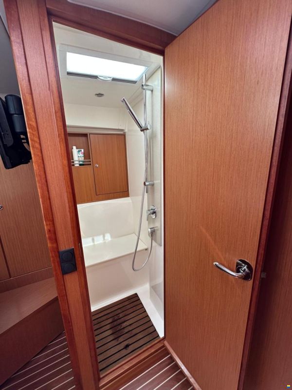 Bavaria 43 HT