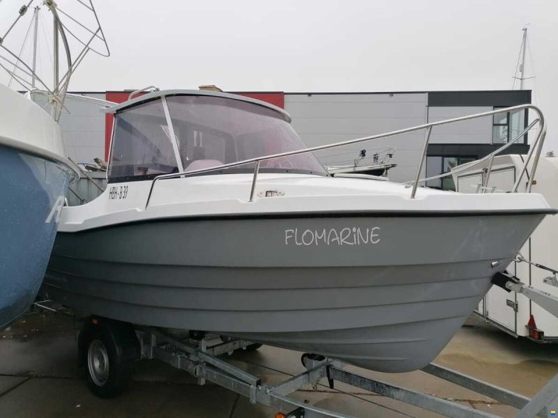 Lakeman Boats 540 Pilothouse