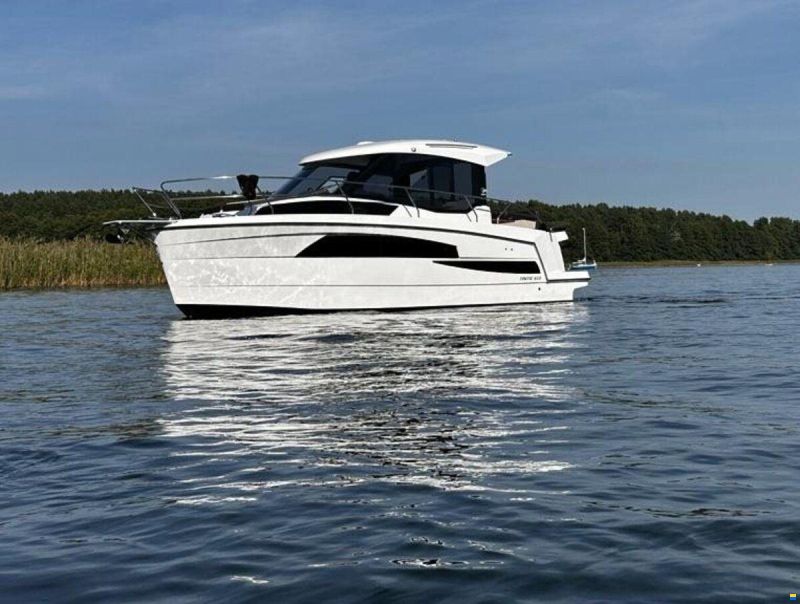 Nautic Yachts 880