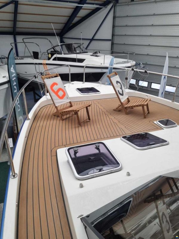 Cobra Yachts Futura 40