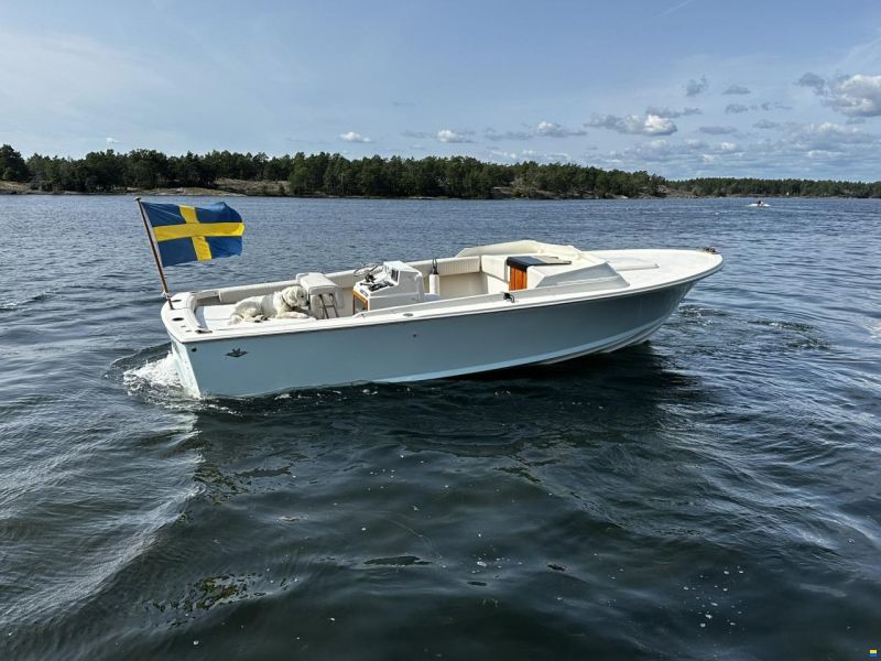 Bertram 25 Open
