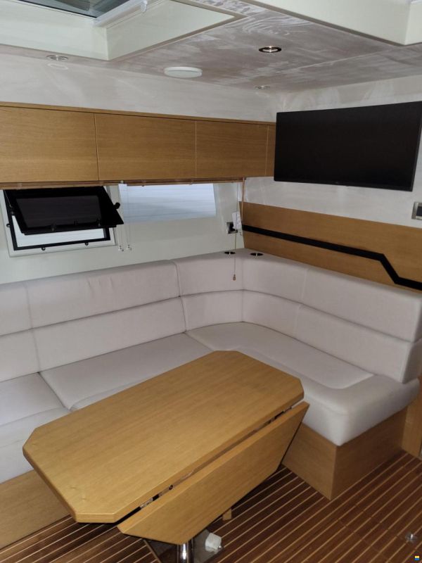 Galeon 385 HTL