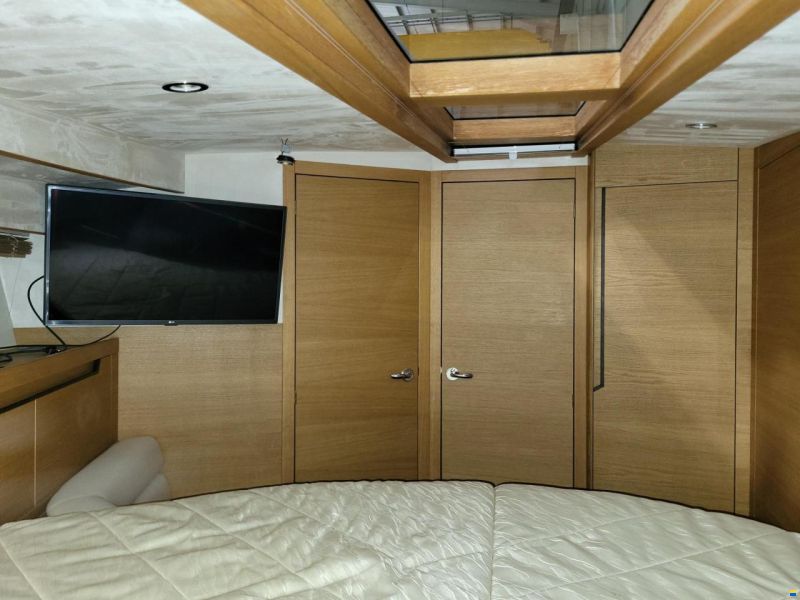 Galeon 385 HTL