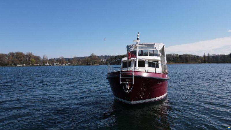 Linssen Grand Sturdy 34.9 AC "Victorinox"