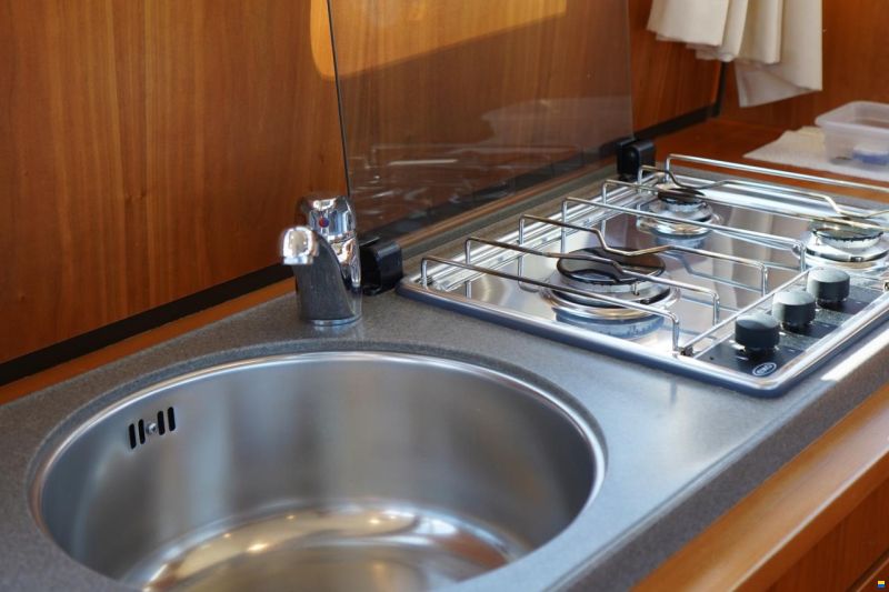 Linssen Grand Sturdy 34.9 AC "Victorinox"