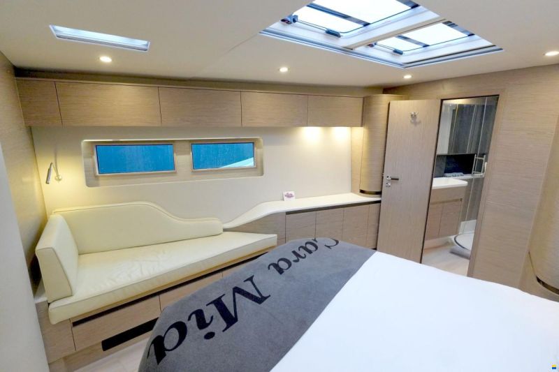 Hanse 675