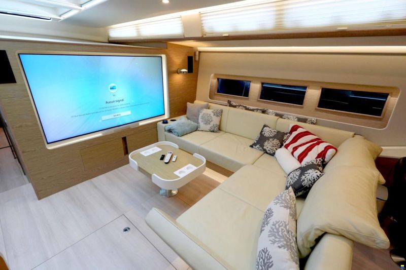 Hanse 675