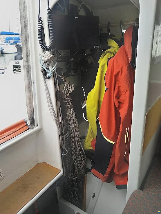 Farrier F32R-S folding trimaran